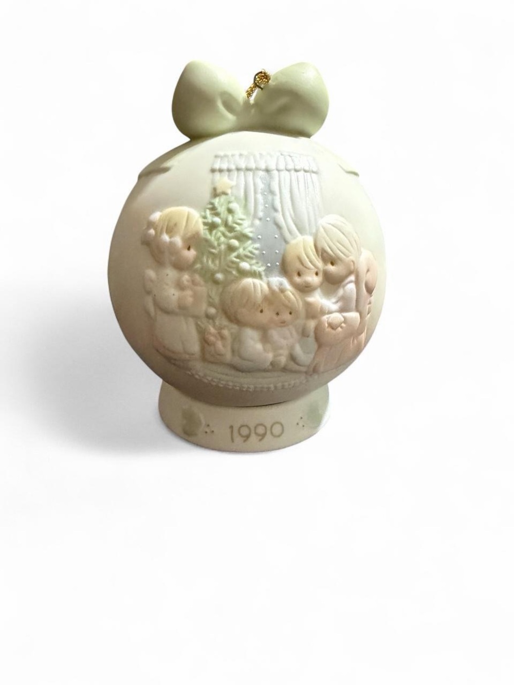 Vintage 1990 Precious Moments Christmas Ball Ornament Boxed 523704